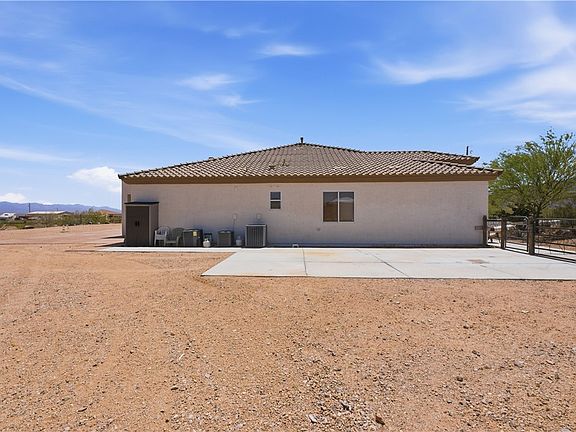 5th image of 4256 Zircon Rd