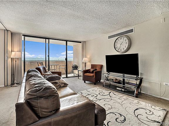 2nd image of 1020 15th Street #18N