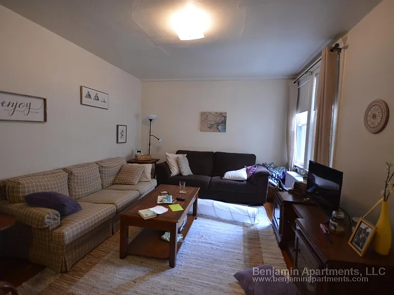 1638 Commonwealth Ave #30 — Photo 2