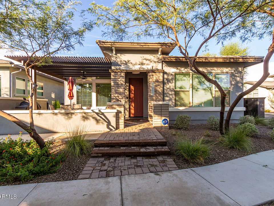1st image of 20713 W FERN Drive
