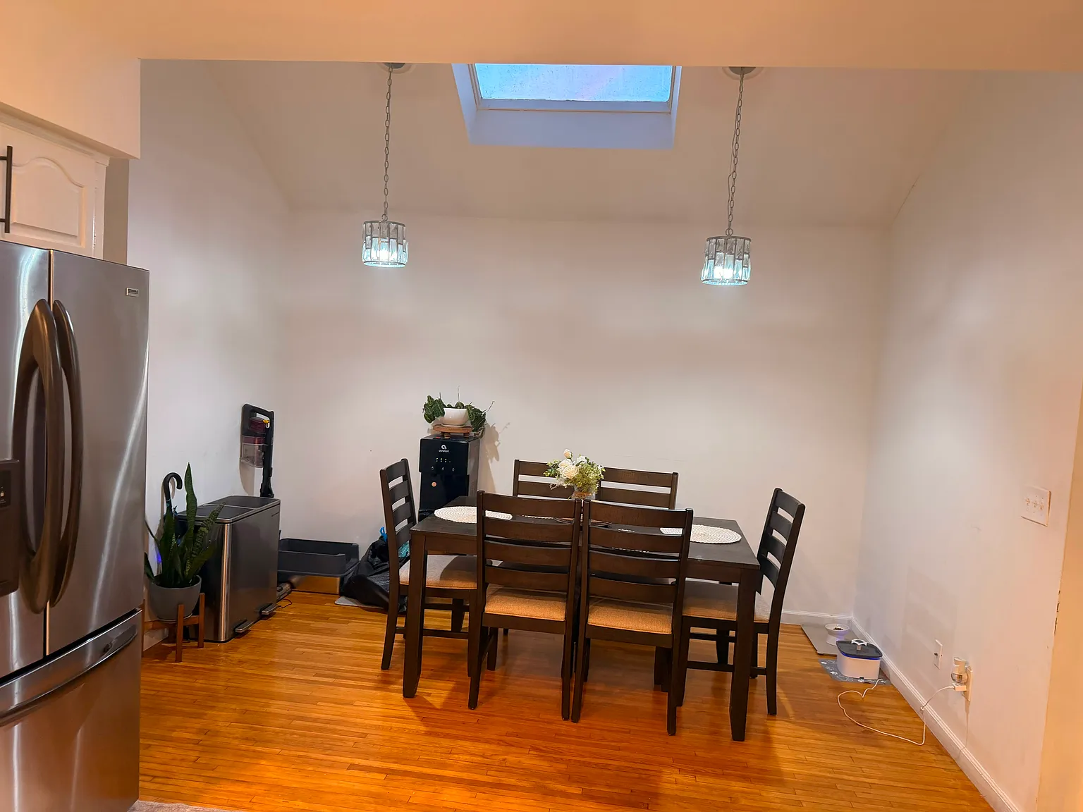 3 bed, 1200 sqft, $2,750 — Photo 4