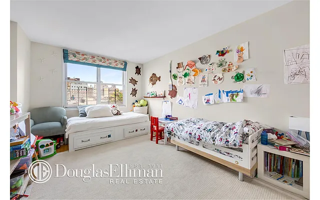Sold by Douglas Elliman | media 25