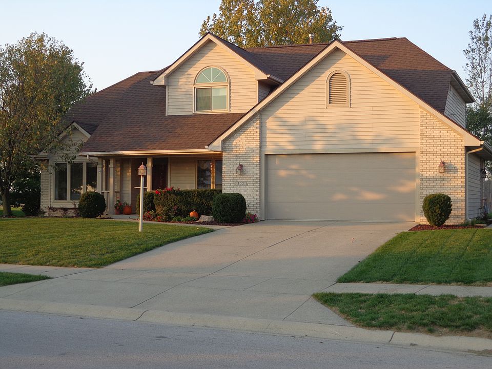 1st image of 302 Carlisle Dr
