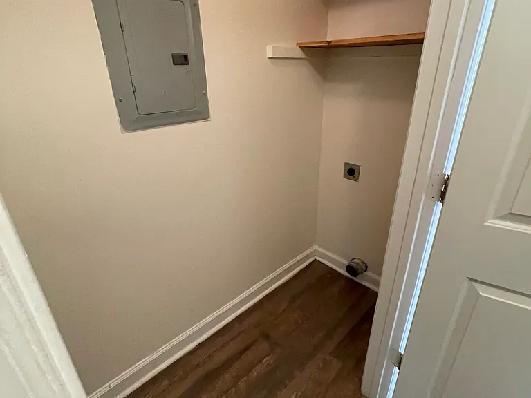 1 Fairview Ct #5 — Photo 4