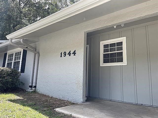 1st image of 1944 Dawsey St