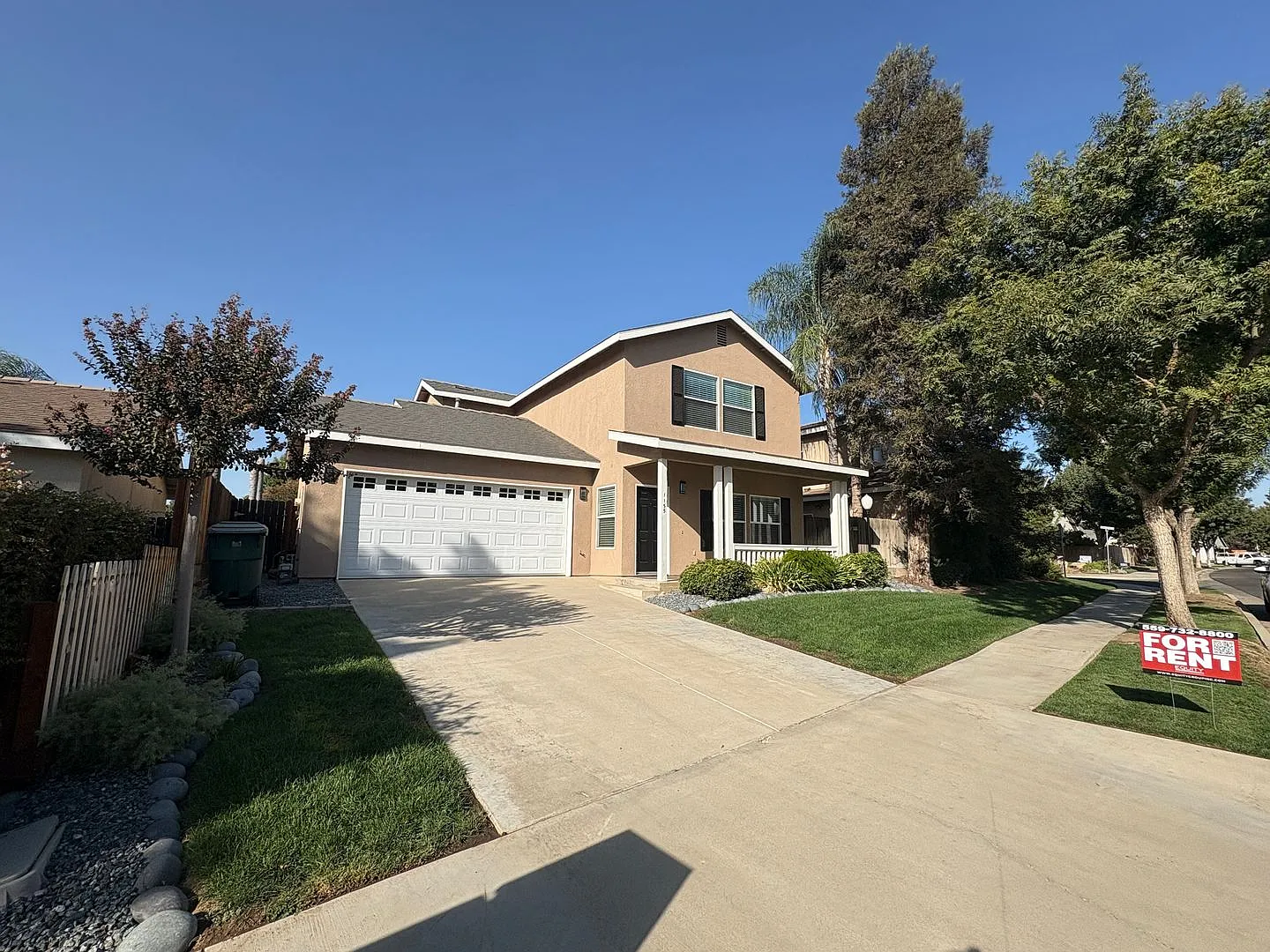 Private Showing Only! 2 Story Home For Rent In Exeter — Photo 1