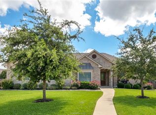 802 Bethpage Ct, College Station, TX 77845