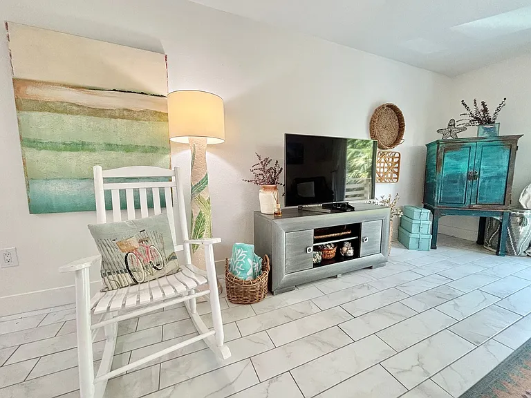 419 Ocean Ave #406 — Photo 6