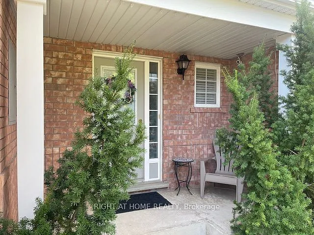3 bed, $2,700 — Photo 3