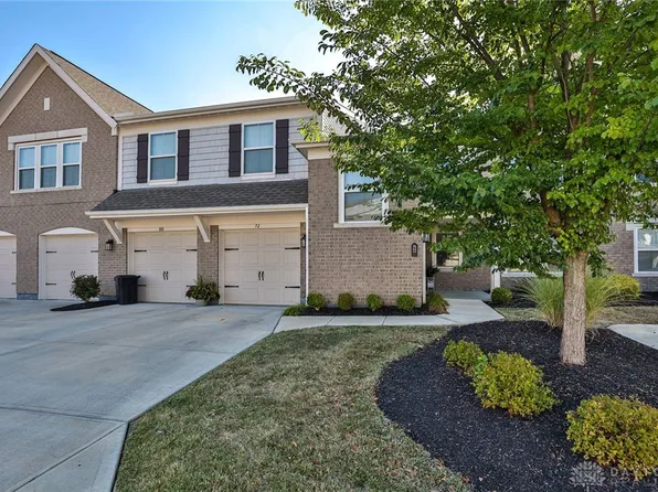 72 Old Pond Rd, Springboro, OH 45066