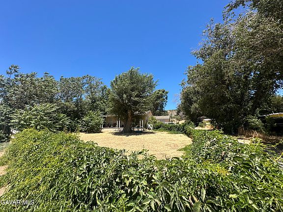 4th image of 8805 Elizabeth Lake Rd