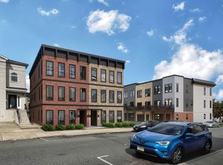 506 Davis Ave #904, Harrison, NJ 07029