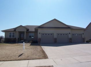 605 Summit Pass, Brookings, SD 57006