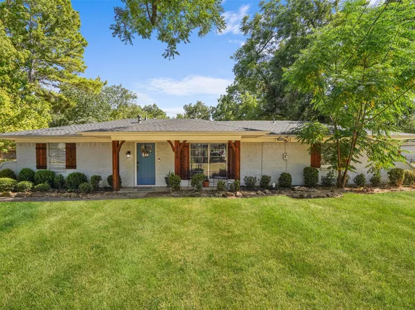 300 E Pecan St, Aubrey, TX 76227