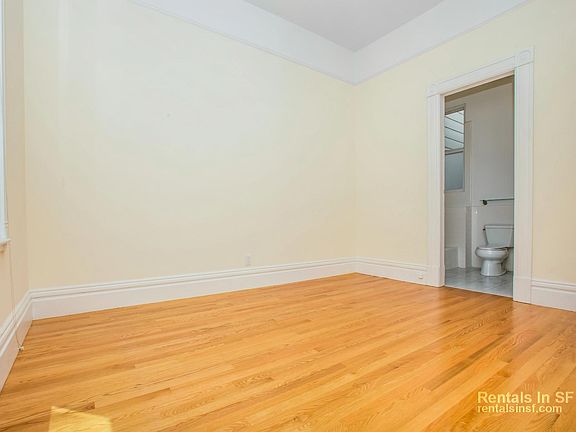 5th image of 1659 Fulton St #B