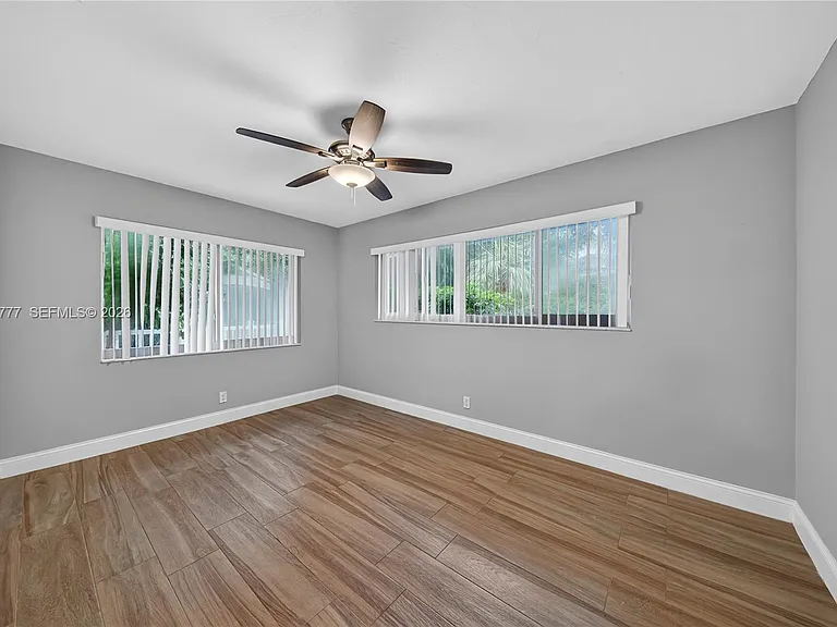 2801 Coral Shores Dr — Photo 34
