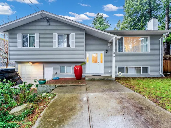 1579 136th St, Surrey, BC V4A 5H3