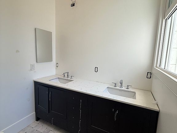 4th image of 1813 Lyon St #1813