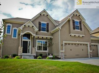 504 SW Lake Side Dr, Blue Springs, MO 64064