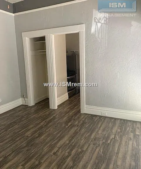 225 Taylor St — Photo 6