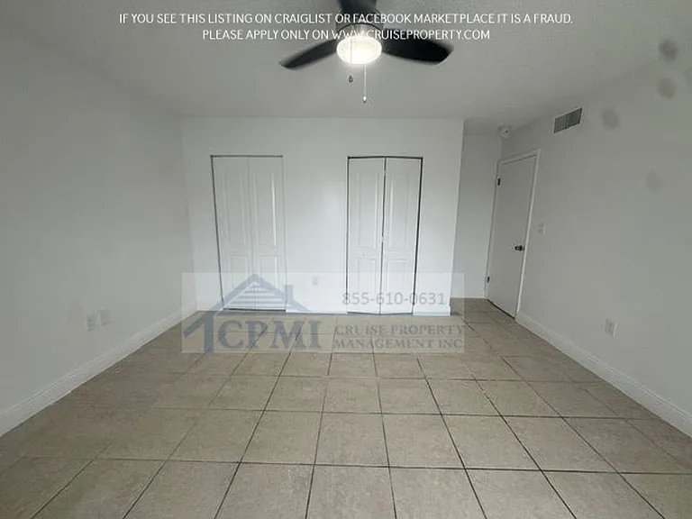 Casa Linda Apartments-3300 S Dixie Hwy — Photo 15
