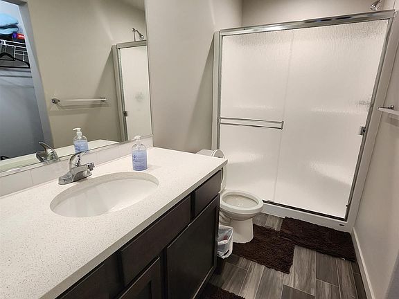 5th image of 2506 Blaine Ct