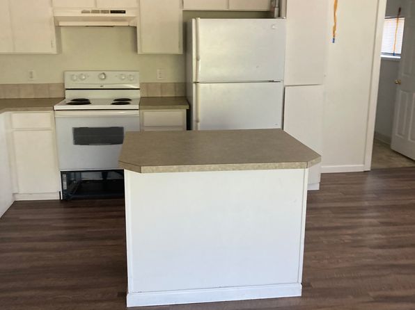 104 Mill St #6