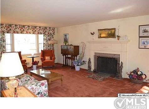 5th image of 38 Blackpoint Horseshoe St