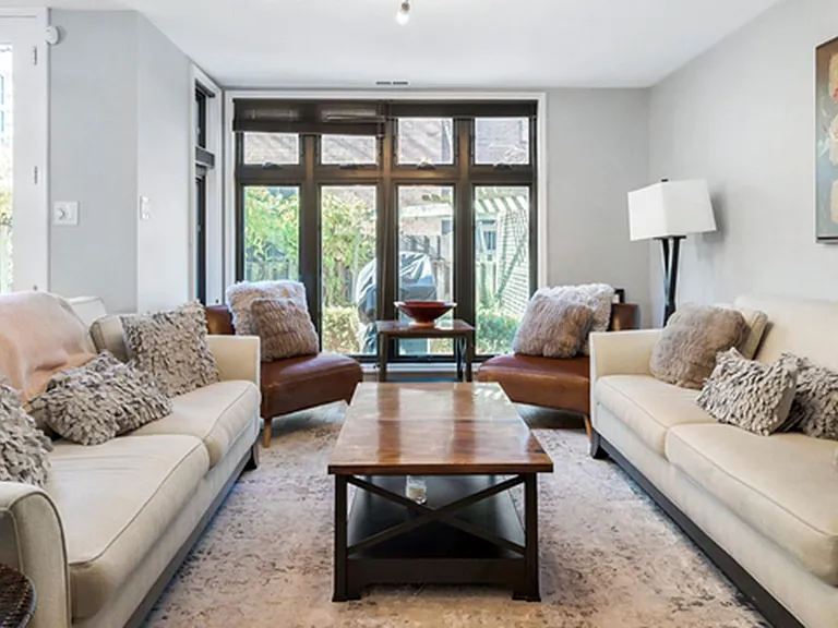 1610 N Larrabee St — Photo 10