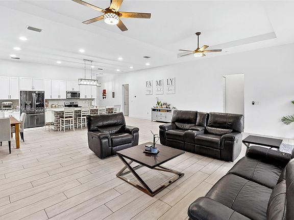 3rd image of 15012 SW 177th Ter