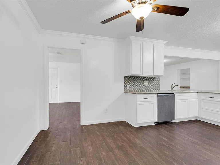 21630 Punkin St — Photo 26