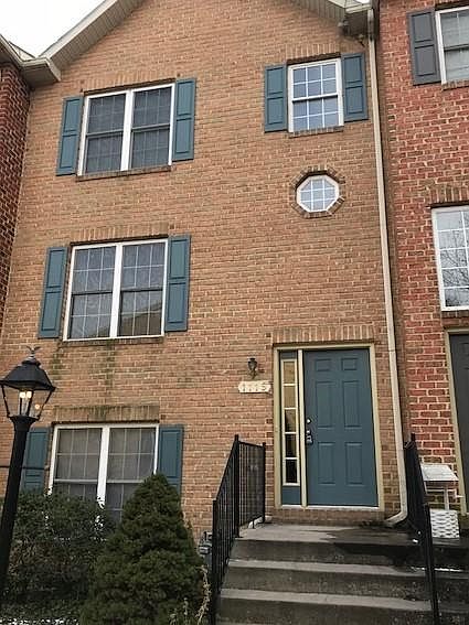 1st image of 1119 Lindsay Ln