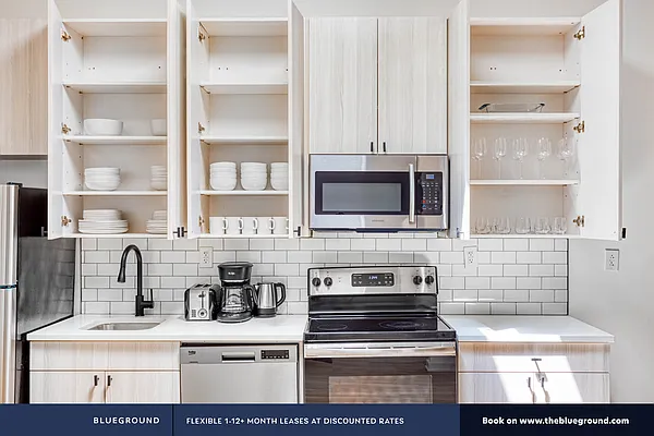 Rented by The Blueground | media 7