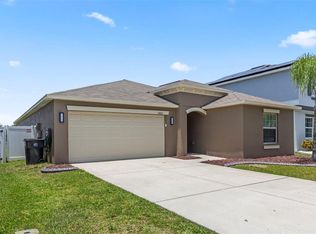 10633 Standing Stone Dr, Wimauma, FL 33598
