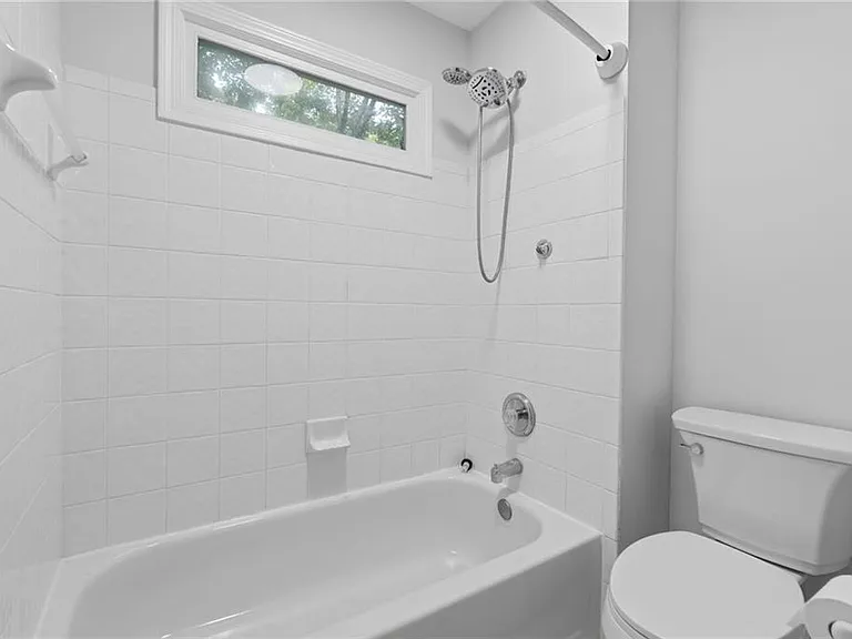 620 Brook Landing Ct — Photo 29