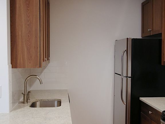3rd image of 100 Dorrance St Unit 404