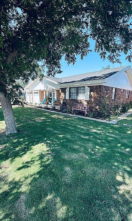 1st image of 3339 Providence Dr