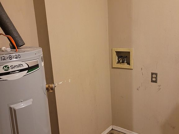 3rd image of 1317 E L St