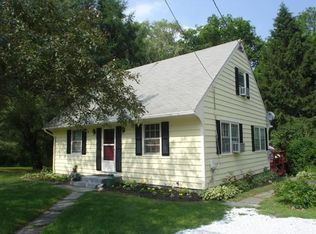 994 Stoneleigh Ave, Carmel, NY 10512