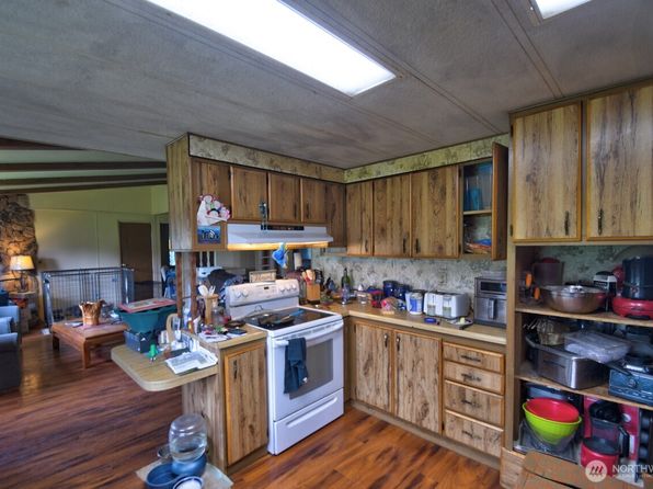 706 Jorgensen Rd Road, Onalaska, WA 98570