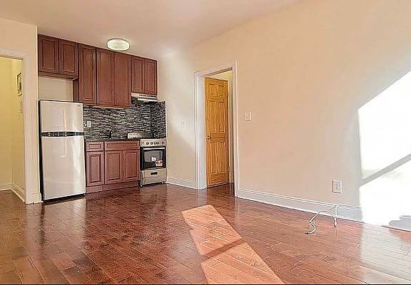 2nd image of 184 Clarkson Ave APT 1D