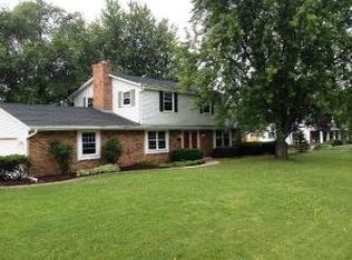 5741 Wildwood Dr, Racine, WI 53403