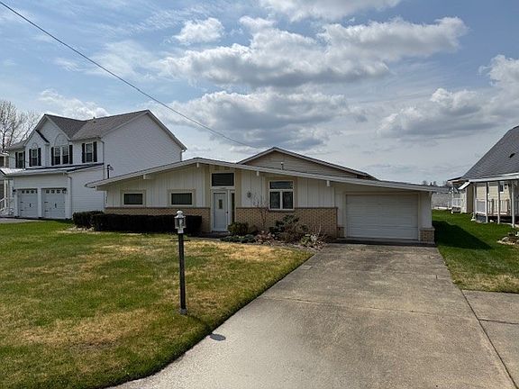 3rd image of 11463 N Shore Dr