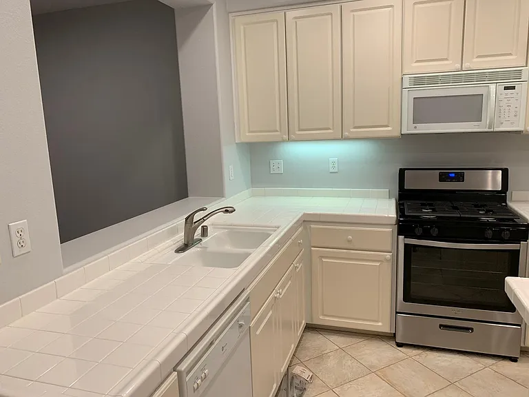 8 Warmspring Ln — Photo 8