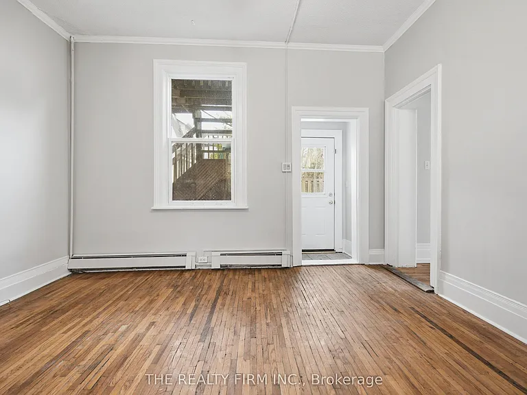 22 Victor St #2 — Photo 4