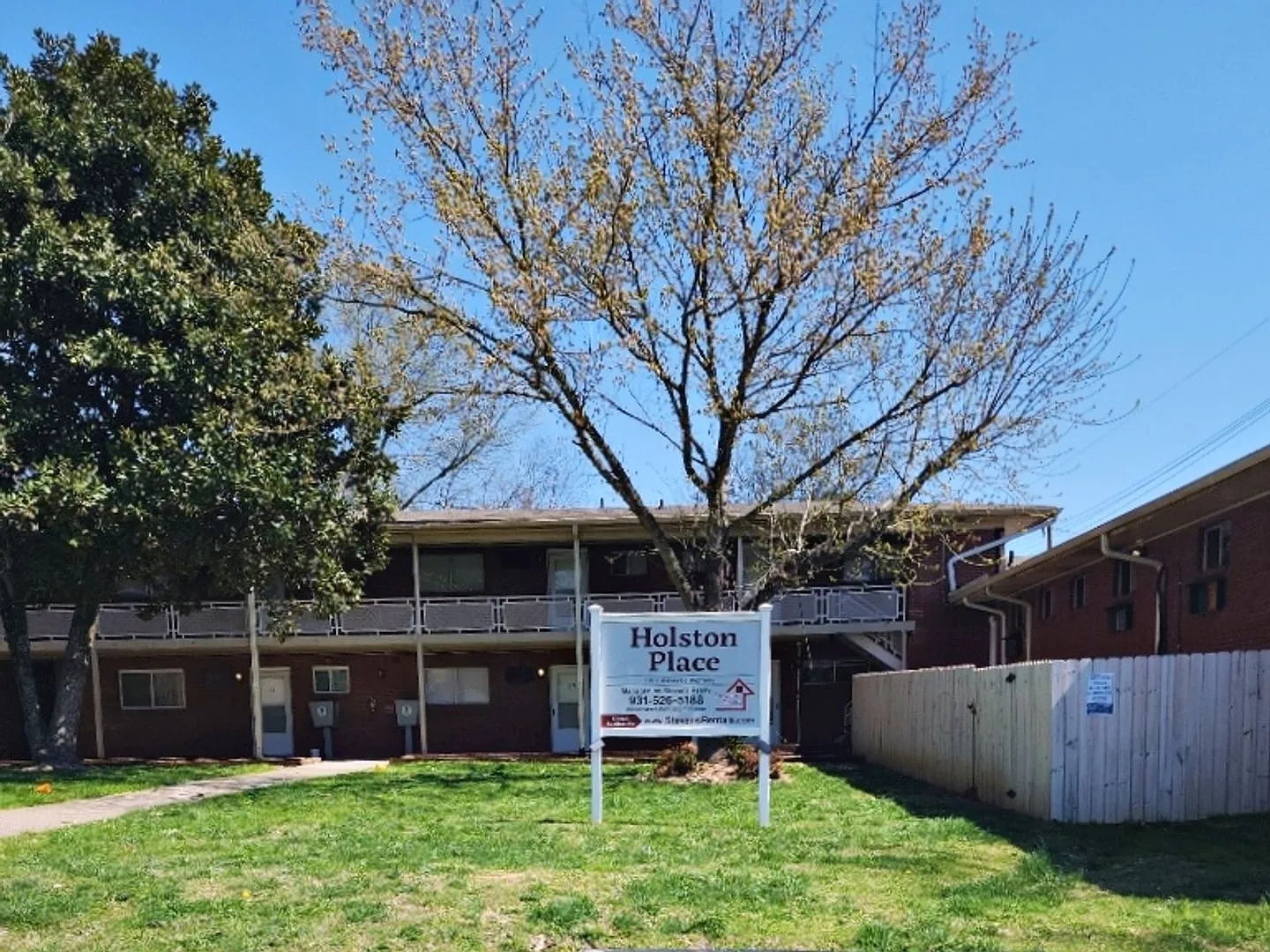Holston Apartments — Photo 2