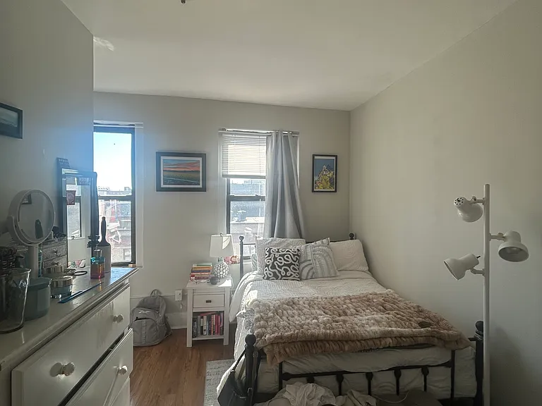 220 Hanover St #23 — Photo 10