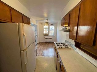 35-24 32nd St #3A, Astoria, NY 11106