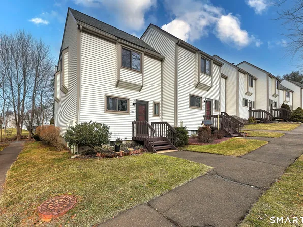 157 Suffolk Court #157, Meriden, CT 06450