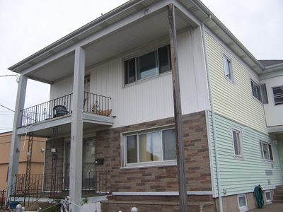 325 Daggett Ave, Pawtucket, RI, 02861